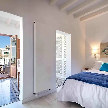 Staycatalina Boutique Hotel-Apartments-2